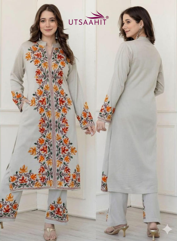 Exquisite 3-Piece Kurti Pant Dupatta Set