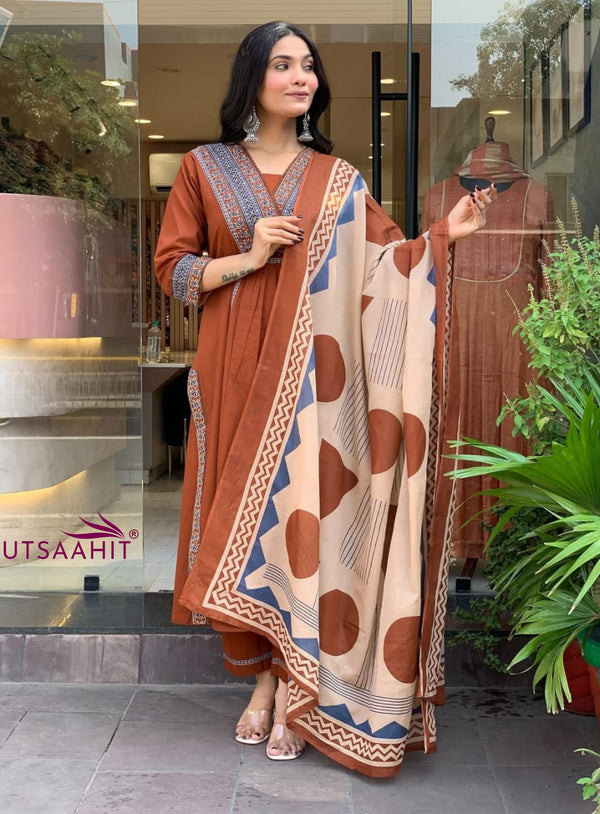 Premium Heavy Cotton with Exquisite Weaving & Embroidery Work on Yoke kurti pant dupatta set