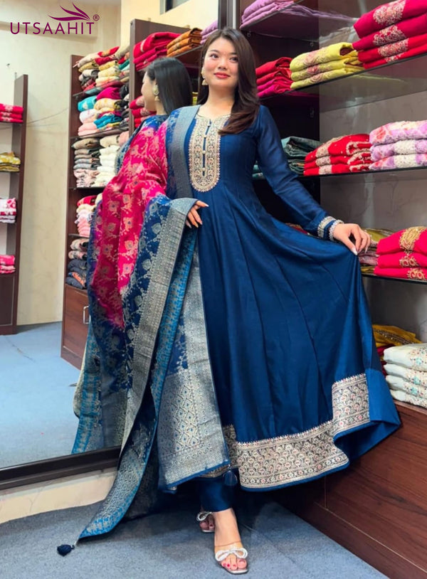Jashn-E-Noor Anarkali Flared Kurti Pant Dupatta Set