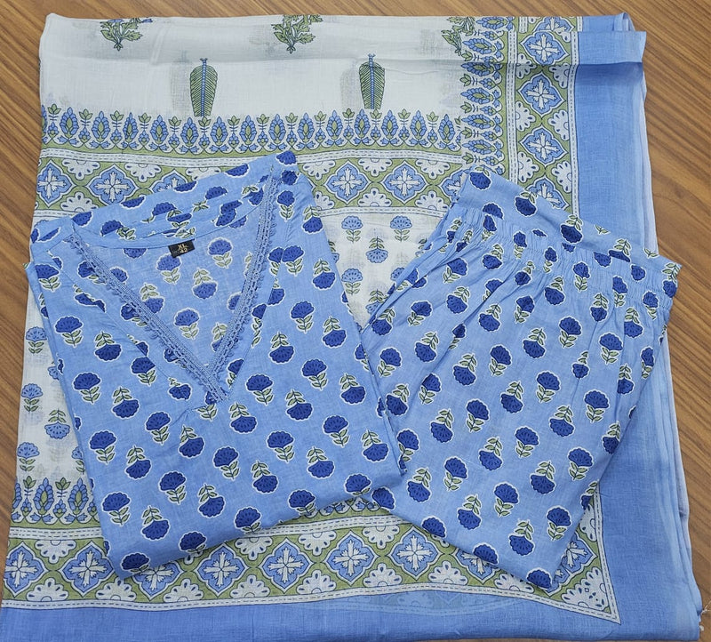 Mul Cotton Suit Set | Floral Print & Lace Work
