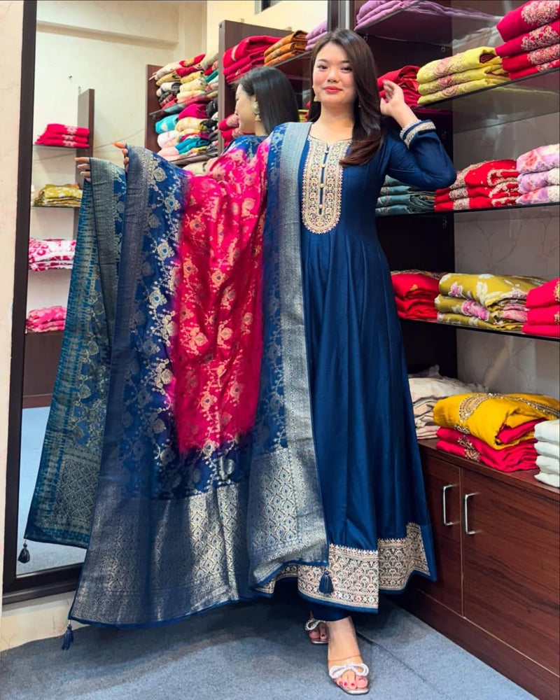 Jashn-E-Noor Anarkali Flared Kurti Pant Dupatta Set