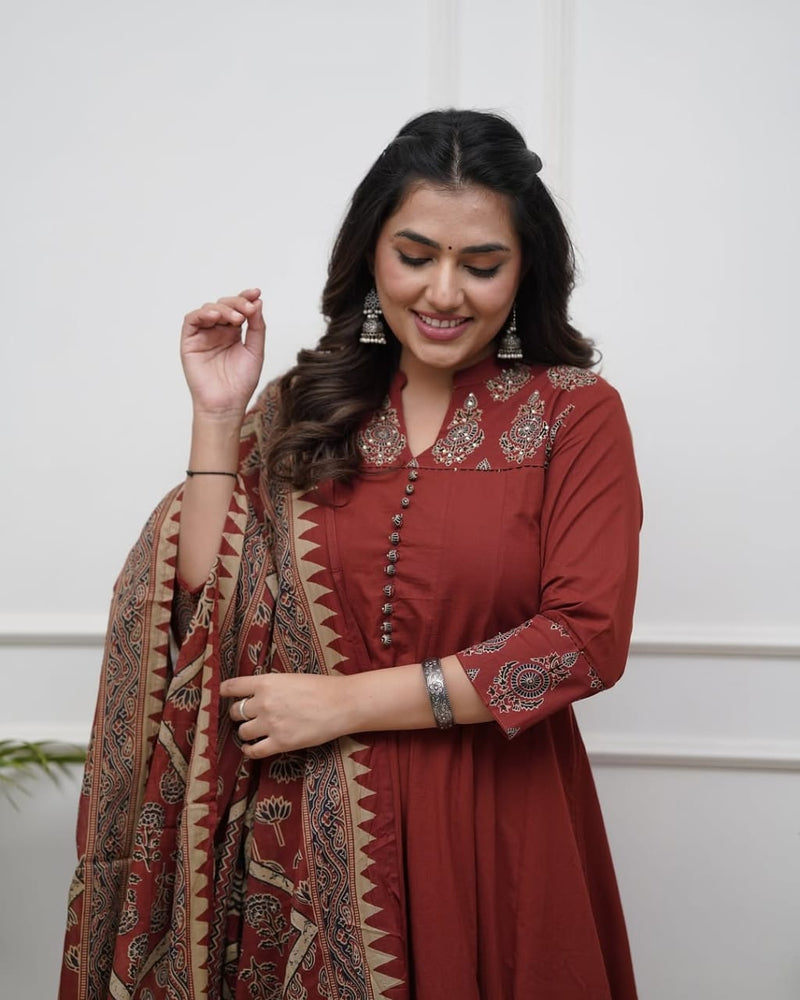 Dreamy Flair Anarkali Set