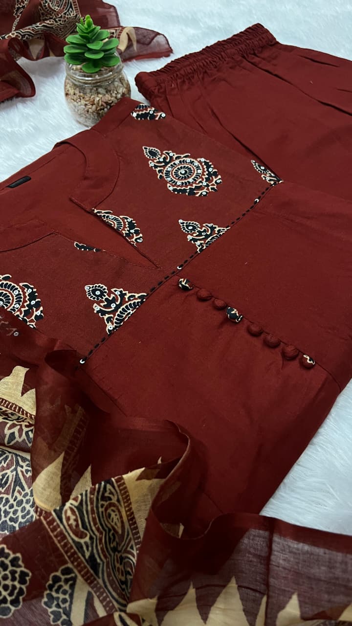 Dreamy Flair Anarkali Set