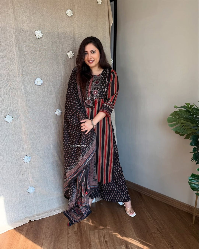 Premium Heavy Cotton Kurti Pant Dupatta Set