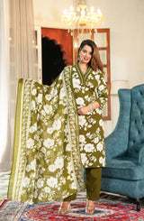 premium cotton with floral print  beautiful Kurti, Pant & Dupatta Set