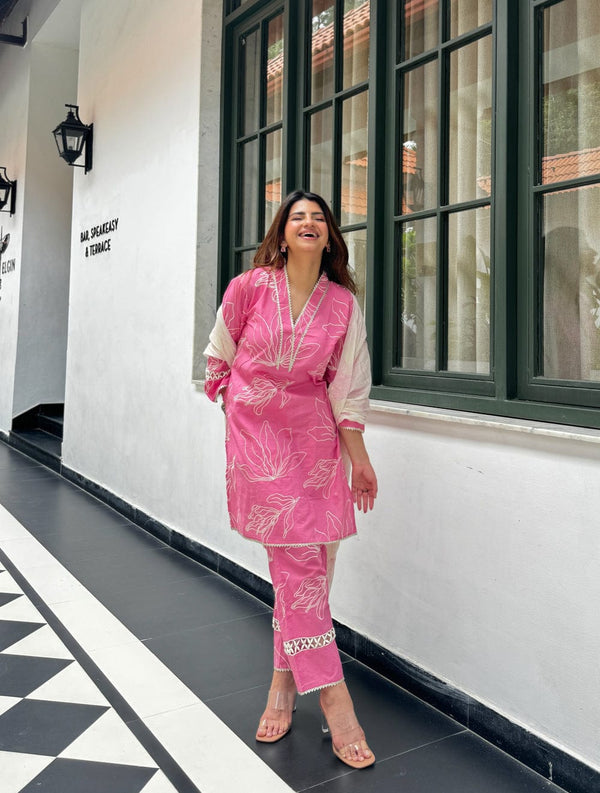 premium cotton pink kurti pant dupatta set