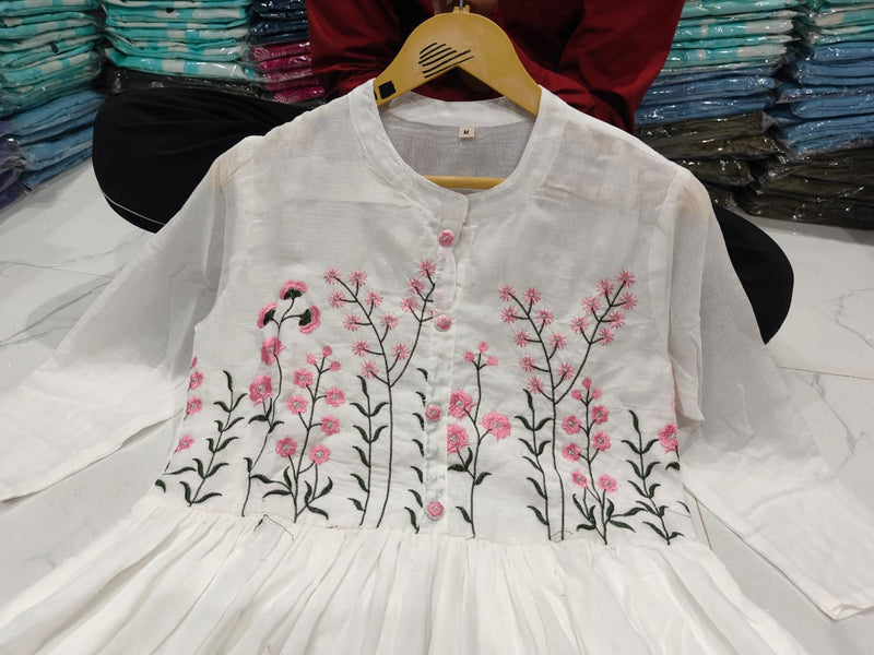 Mulmul Cotton With Lining Strength Kurta Pant Dupatta Set