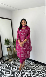 Elegant Cotton Kurti Pant Dupatta Set