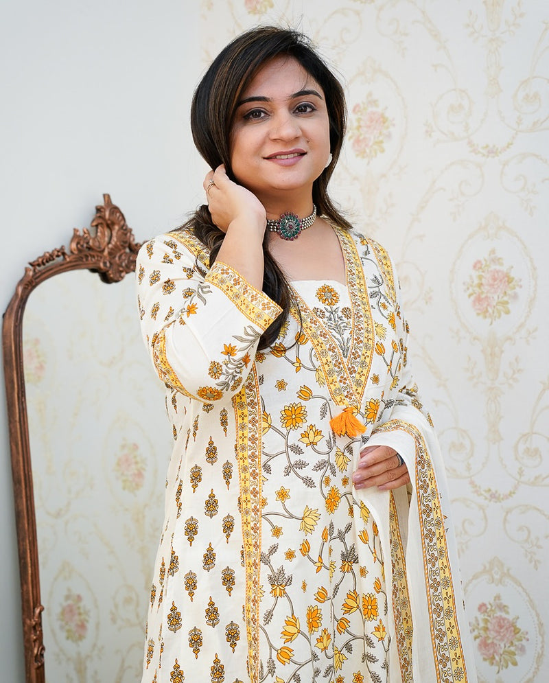 Floral Motif Printed Cotton Kurti Pant Dupatta Set