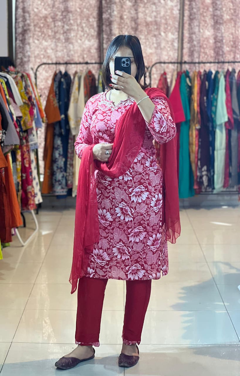 Trendy Cotton Rayon Kurti Pant Dupatta Set