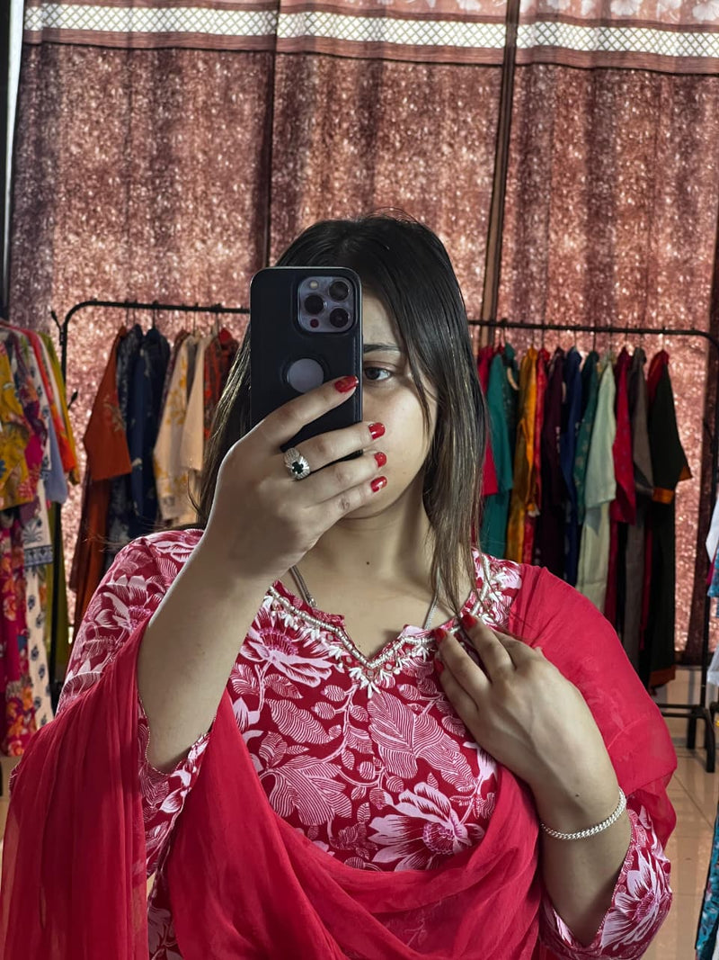 Trendy Cotton Rayon Kurti Pant Dupatta Set