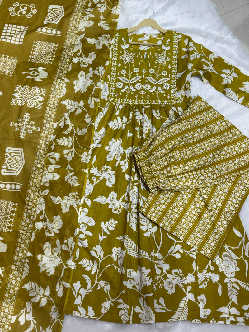 Flaired Anarkali  Kurta Pant Dupatta Set