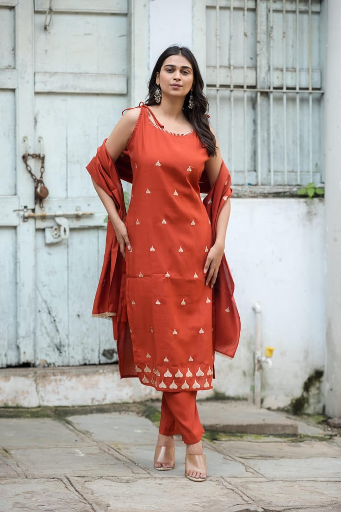 Premium Cotton sleeveless cotton kurti set