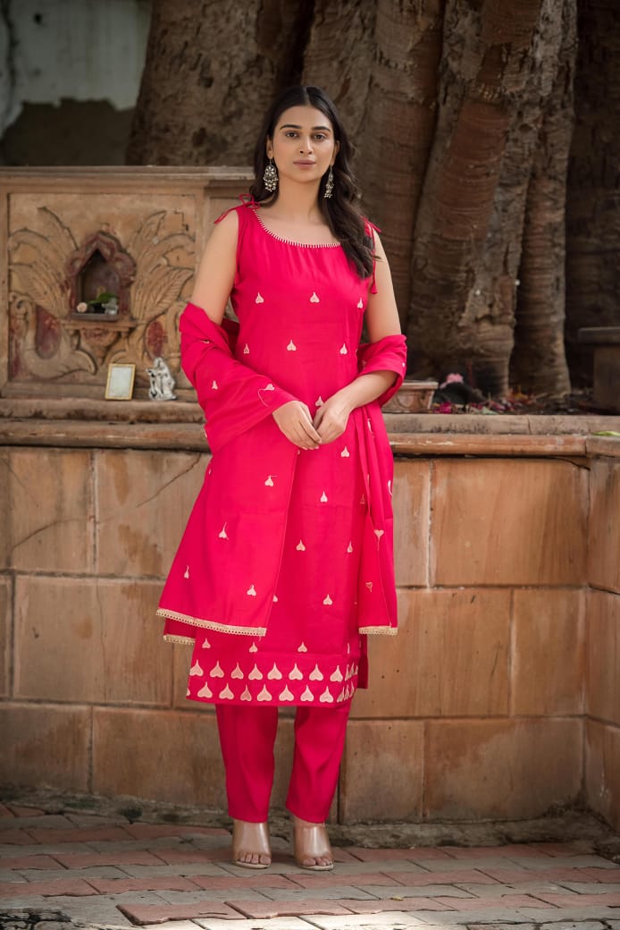 Premium Cotton sleeveless cotton kurti set