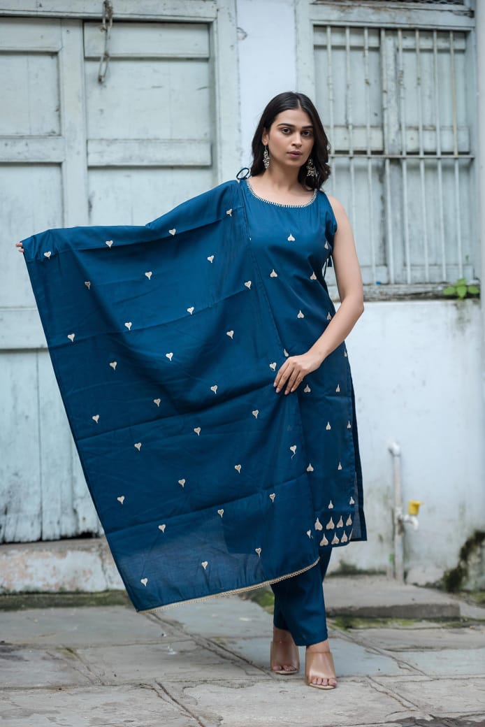 Premium Cotton sleeveless cotton kurti set