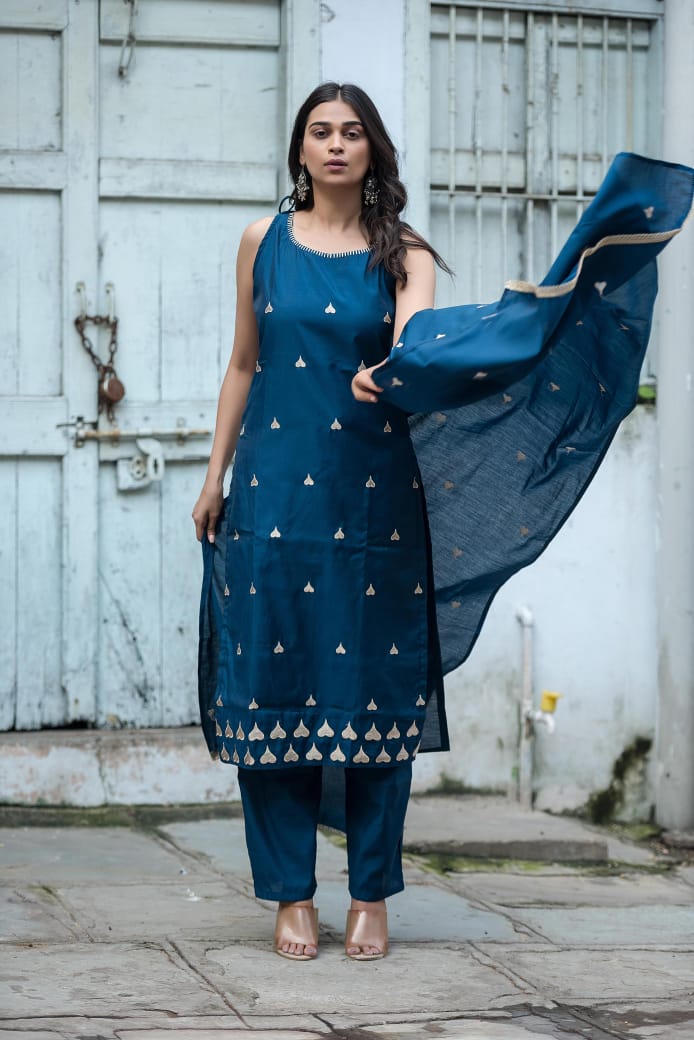 Premium Cotton sleeveless cotton kurti set