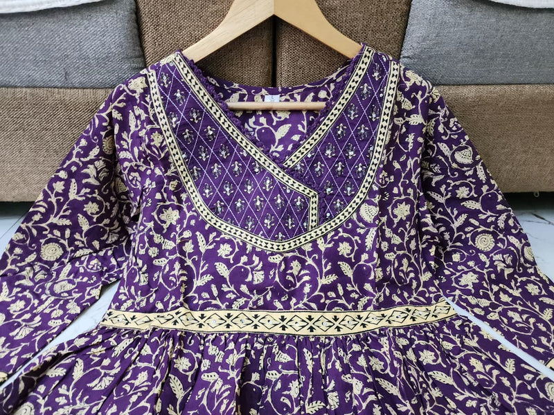 beautifully crafted 3-piece cotton suit set