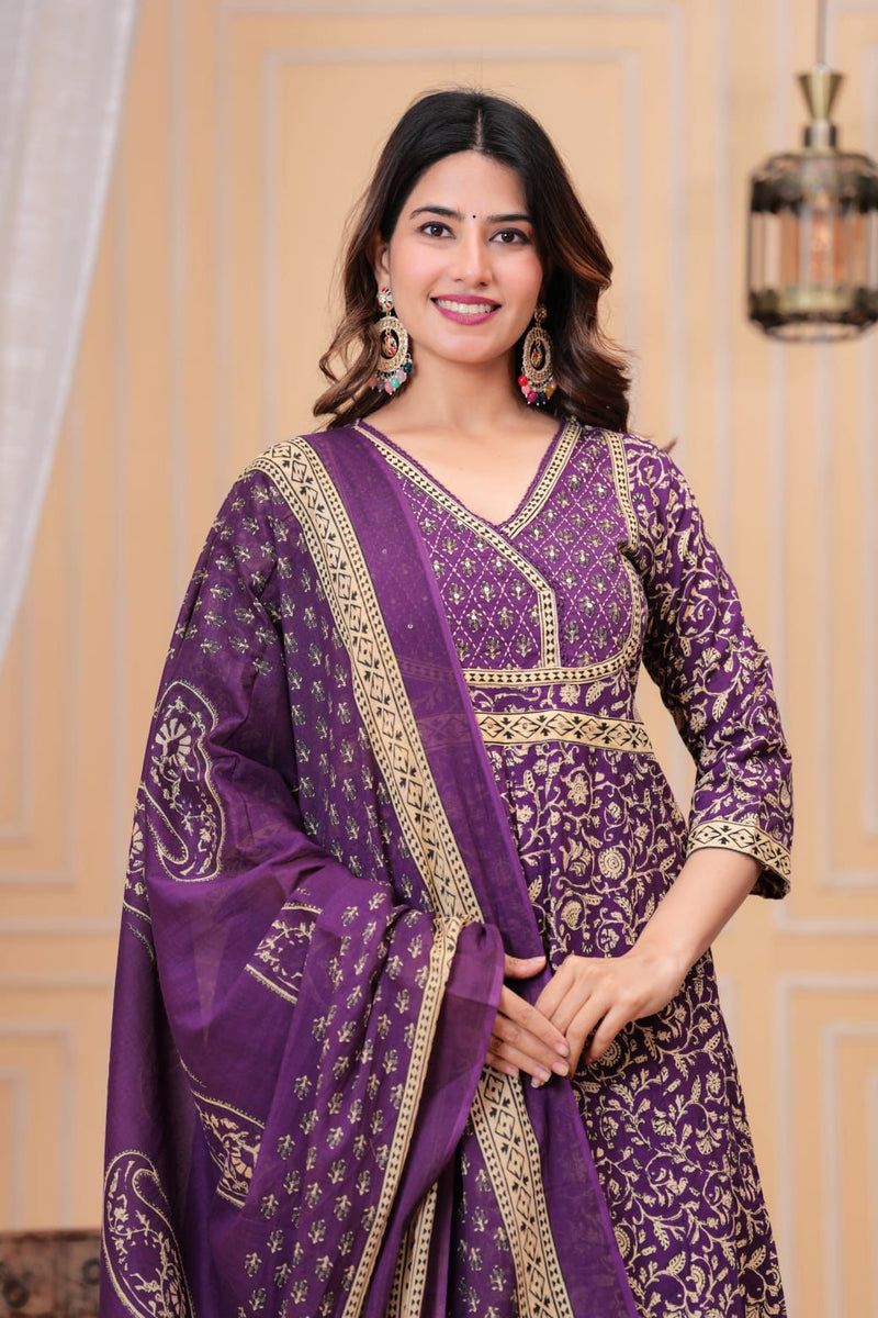 beautifully crafted 3-piece cotton suit set