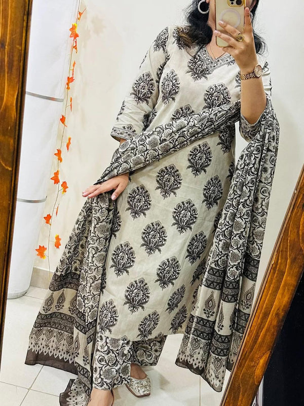 Flared Anarkali Kurta Set