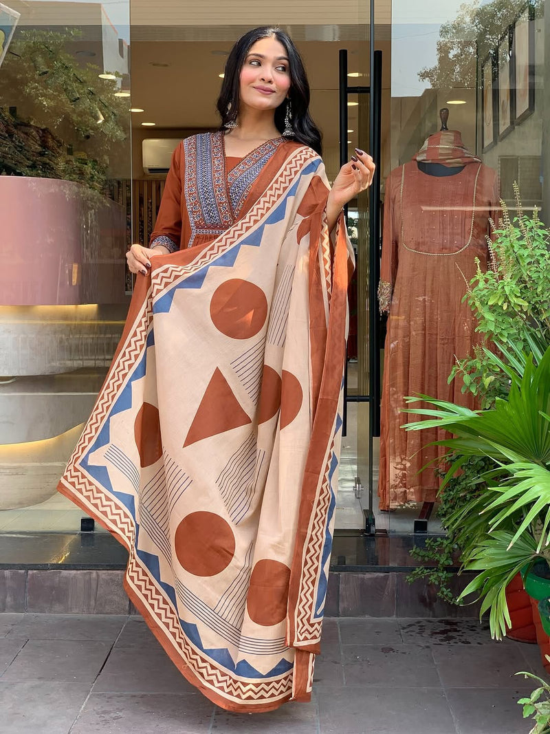 Premium Heavy Cotton with Exquisite Weaving & Embroidery Work on Yoke kurti pant dupatta set