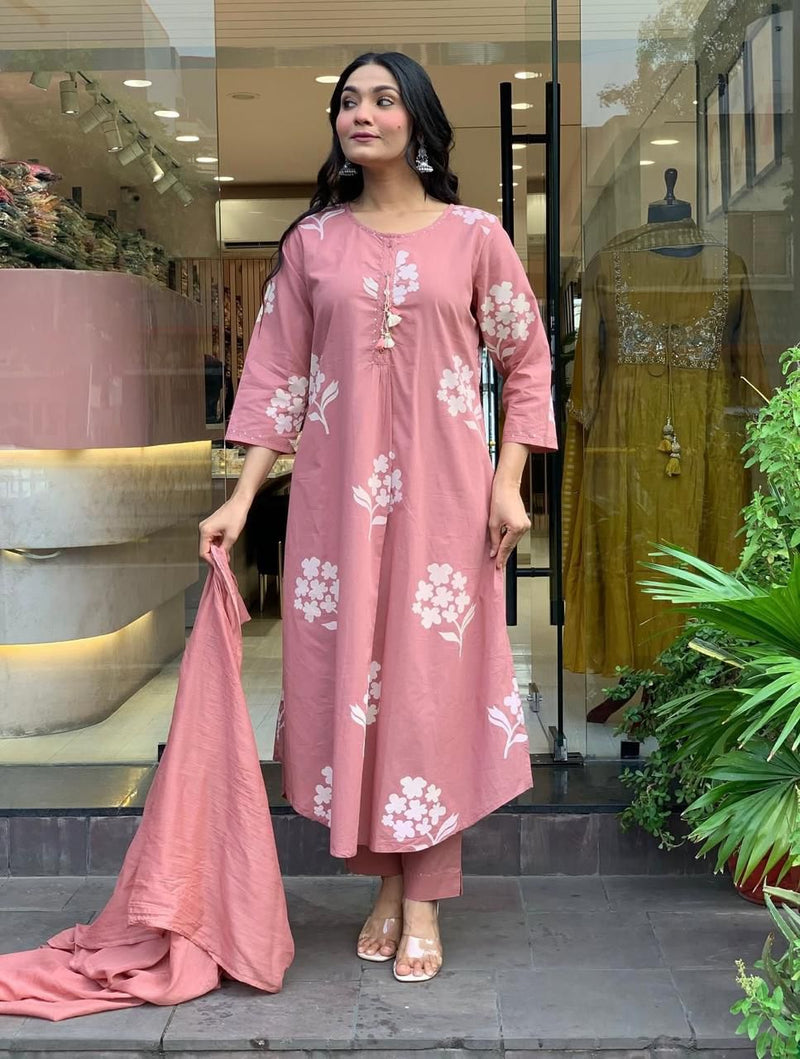 Premium ELEGANT COTTON KURTi pant dupatta SET