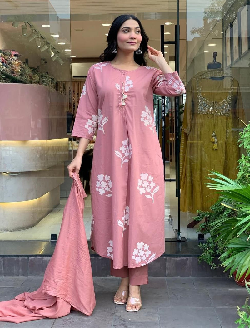 Premium ELEGANT COTTON KURTi pant dupatta SET